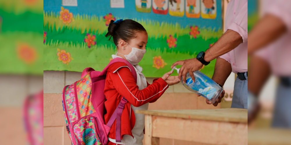 El Bajío | Tras dos años, regresan a clases más de un millón de alumnos